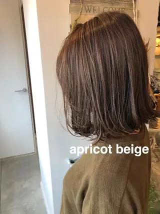 ミディアム JESSICA .のヘアスタイル
