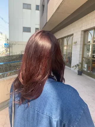 セミロング Aya/四条烏丸/ インナーカラーのヘアスタイル