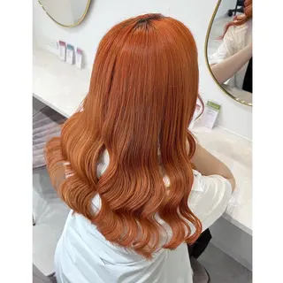 ロング 🐈‍⬛momo🐾 ダブルカラーのヘアスタイル