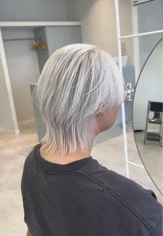 ショート 🫧ペール系カラー /デザイン秀喜🫧のヘアスタイル