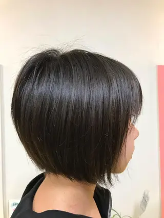 ミディアム 横田 尚登のヘアスタイル