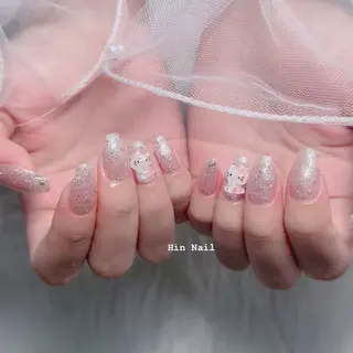 ネイル Hin Nailsのネイルデザイン