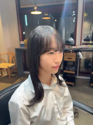 ミディアム ྀི akane   ྀིのヘアスタイル