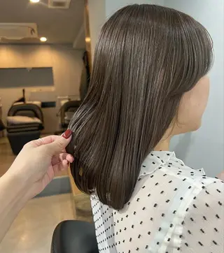 ミディアム カラー akane/ボブ /ブラウンベージュのヘアスタイル