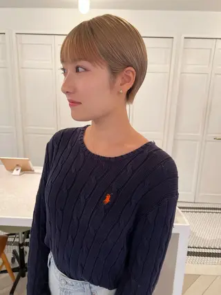 ショート ブリーチカラー🎀 韓国風/寺門美優のヘアスタイル