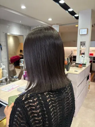 ミディアム .AIRI🌼 暖色/ぱつっとぼぶのヘアスタイル