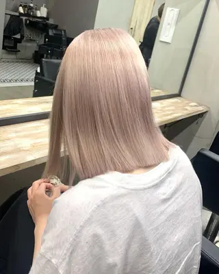 ミディアム カラー 赤みゼロ/透明感 カラー🌿KANTAのヘアスタイル