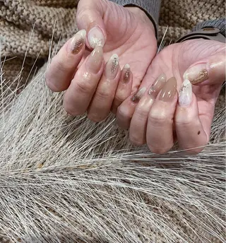 ネイル 土屋 智子のネイルデザイン