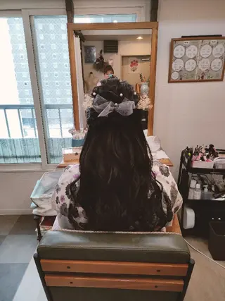 ヘアアレンジ HempBeauty 浅野アサミのヘアスタイル