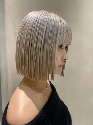 ミディアム 顔周りカット/ 透明感カラー/ユナのヘアスタイル