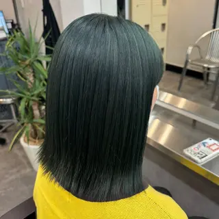 ミディアム カラー fand / HINAのヘアスタイル