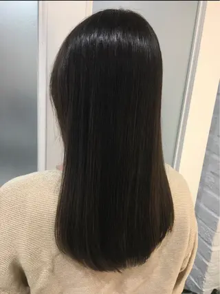 ロング 🍀透明感抜群🍀/ ハイトーンカラーのヘアスタイル