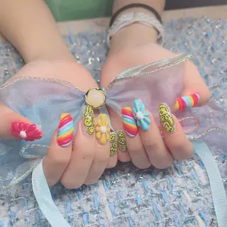ネイル Miki 本町駅｜💅‎🤍のネイルデザイン