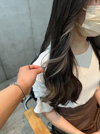 ロング 山本 みきのヘアスタイル