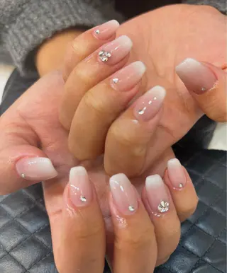 ネイル Nailsalon Dejavuのネイルデザイン
