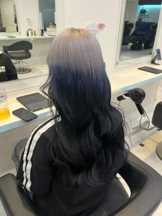 ロング カラー ブリーチカラー 🩵MIZUKIのヘアスタイル