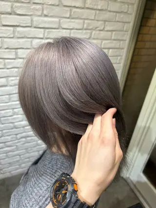 ミディアム ︎☀️はるき︎︎☁️ 似合わせ/ハイトーンのヘアスタイル