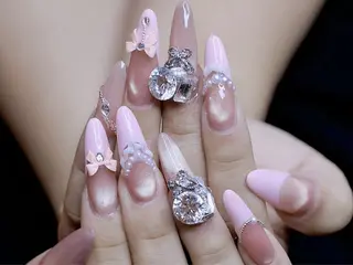 ネイル モモ NAILSのネイルデザイン