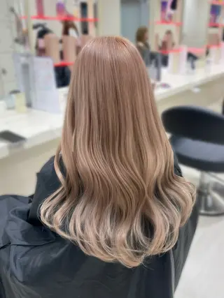 ロング カラー ヘアアレンジ 韓国レイヤー＆ピンク 艶髪🩶maikoのヘアスタイル