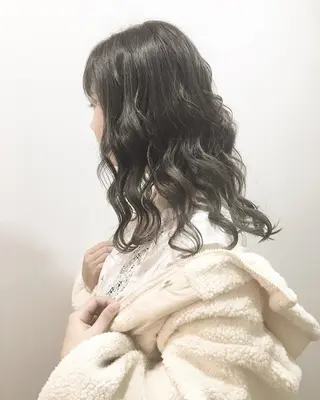 セミロング テディ teddyのヘアスタイル