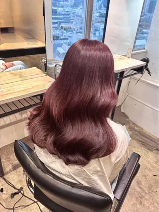ミディアム カラー うる艶カラー /縮毛矯正✨レオンのヘアスタイル