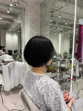 ショート レイヤー♡ 石川優奈のヘアスタイル