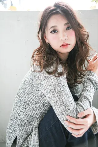 セミロング ロング 髪質改善縮毛矯正 専門店のヘアスタイル