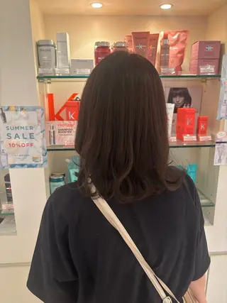 カラー レナークアリア 武田明花音のヘアスタイル