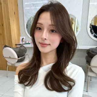 セミロング 似合わせレイヤー/ 透明感カラーのヘアスタイル