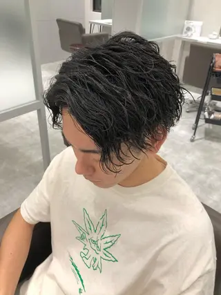 ショート カラー パーマ メンズ 関西センターパート メンズモデル募集のヘアスタイル