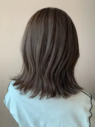 ミディアム カラー hub hair レイヤー/透明感のヘアスタイル