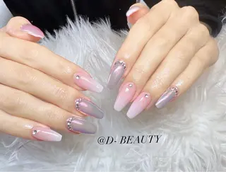 ネイル D-BEAUTY Nailsalonのネイルデザイン