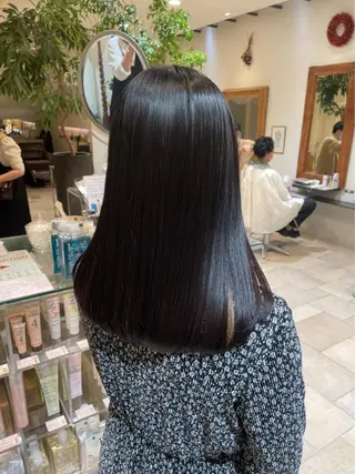 ロング カイ マコトのヘアスタイル