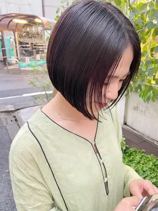 ショート カラー 齋藤 咲のヘアスタイル