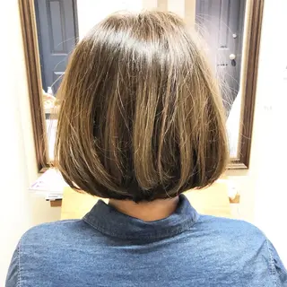 ショート カラー tuuli トゥーリのヘアスタイル