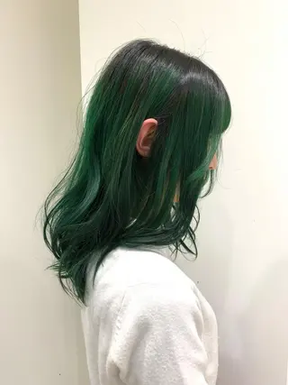 セミロング カラー インナーエクステ渋谷 🦋KAJIのヘアスタイル
