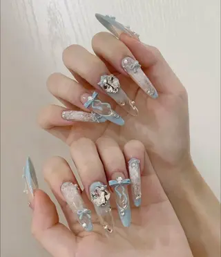 ネイル D-BEAUTY Nailsalonのネイルデザイン