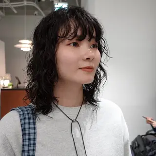 ミディアム パーマ ヘアアレンジ 🌐サトウ リョウ🌐のヘアスタイル