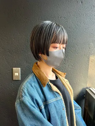ショート カラー 山口 悟のヘアスタイル