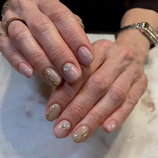 ネイル Nailist Honamiのネイルデザイン