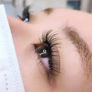 マツエク・マツパ Gallery🩷R 桃山駅徒歩1分のマツエク・マツパデザイン