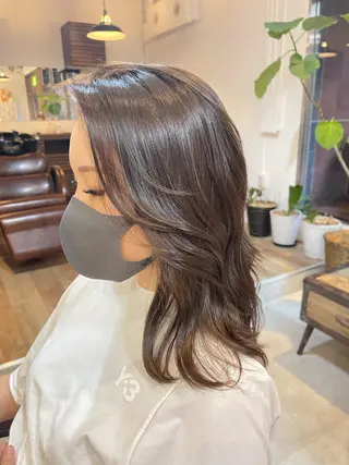 セミロング カラー 髪質改善で 憧れの潤艶美髪にのヘアスタイル