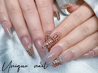 ネイル UniqueNail 長さだし専門店のネイルデザイン
