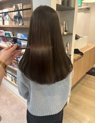ミディアム モテ髪🫧赤み消し カラー表参道きょうこのヘアスタイル