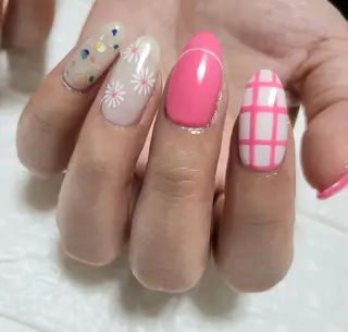 ネイル Nail Room Vi+のネイルデザイン