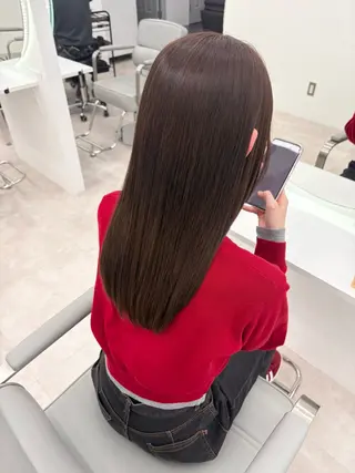 ロング カラー 佐藤 琳のヘアスタイル