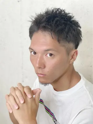 ショート メンズ 岩倉 諒のヘアスタイル