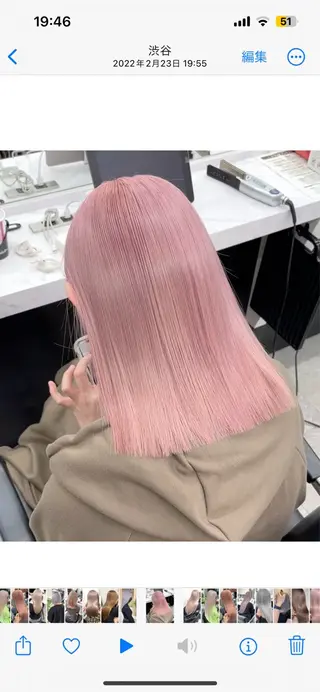 セミロング ハイトーン/艶カラー 𝐧𝐨𝐚のヘアスタイル