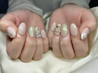 ネイル マツエク・マツパ アイブロウ Nail&eye Belire 新宿のネイルデザイン