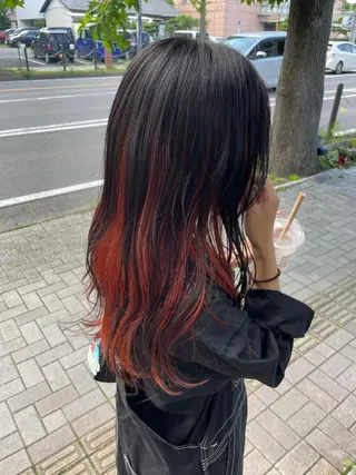 カラー オノ アカネのヘアスタイル